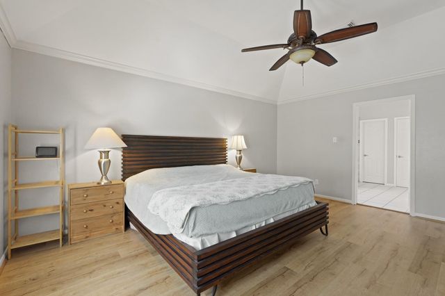 17710 Noble Oak Court, Houston, TX 77095