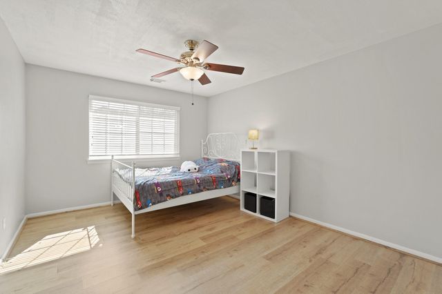 17710 Noble Oak Court, Houston, TX 77095