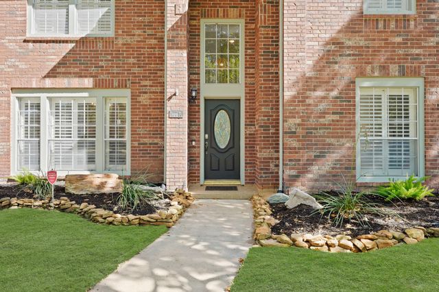 17710 Noble Oak Court, Houston, TX 77095