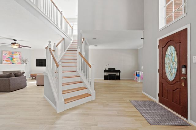 17710 Noble Oak Court, Houston, TX 77095