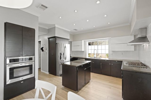 17710 Noble Oak Court, Houston, TX 77095