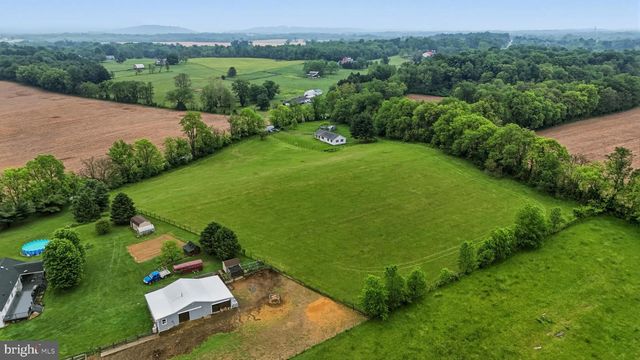 4789 SHEPHERDSTOWN PIKE, Shenandoah Junction, WV 25442