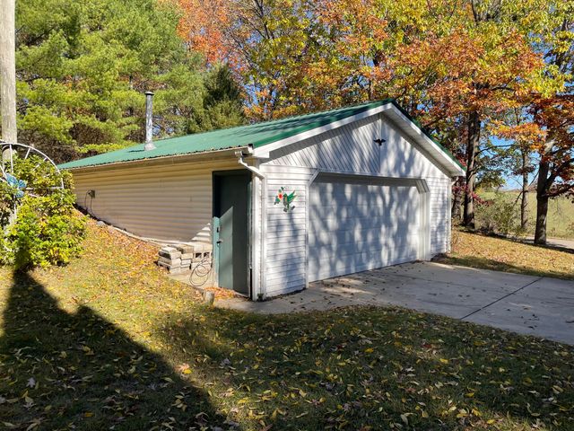 1945 S 200th Avenue, Newfield Twp, MI 49421