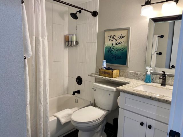 6102 Seawall Boulevard 150, Galveston, TX 77551
