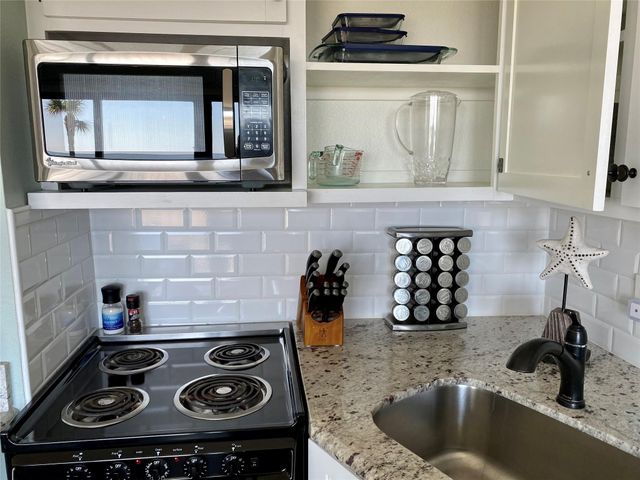 6102 Seawall Boulevard 150, Galveston, TX 77551