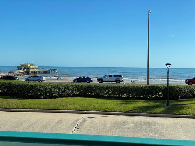 6102 Seawall Boulevard 150, Galveston, TX 77551