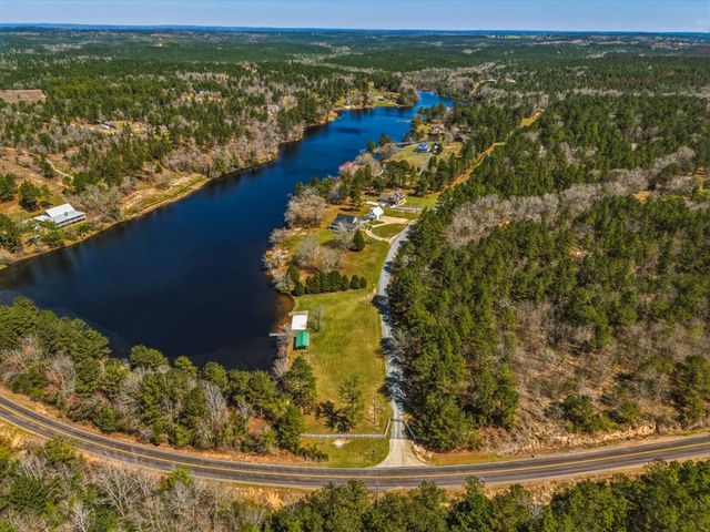 167 Lambert Lake Estates, Box Springs, GA 31801