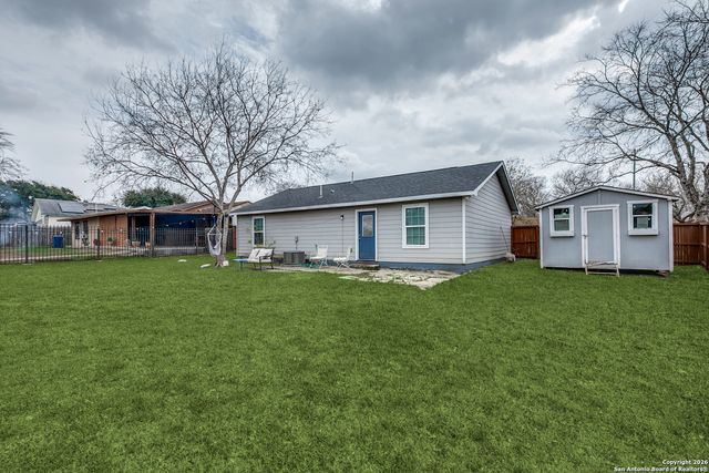 5323 War Cloud Dr, San Antonio, TX 78242