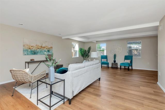 7420 DR MARTIN LUTHER KING JR STREET N, St Petersburg, FL 33702