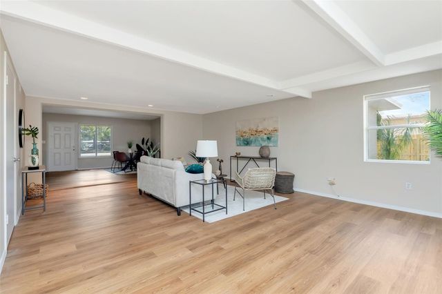 7420 DR MARTIN LUTHER KING JR STREET N, St Petersburg, FL 33702