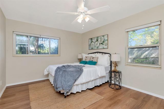 7420 DR MARTIN LUTHER KING JR STREET N, St Petersburg, FL 33702