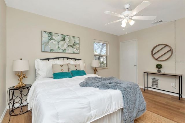 7420 DR MARTIN LUTHER KING JR STREET N, St Petersburg, FL 33702