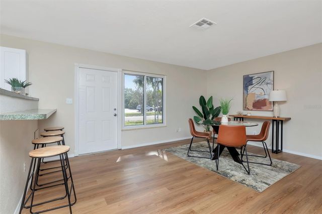 7420 DR MARTIN LUTHER KING JR STREET N, St Petersburg, FL 33702