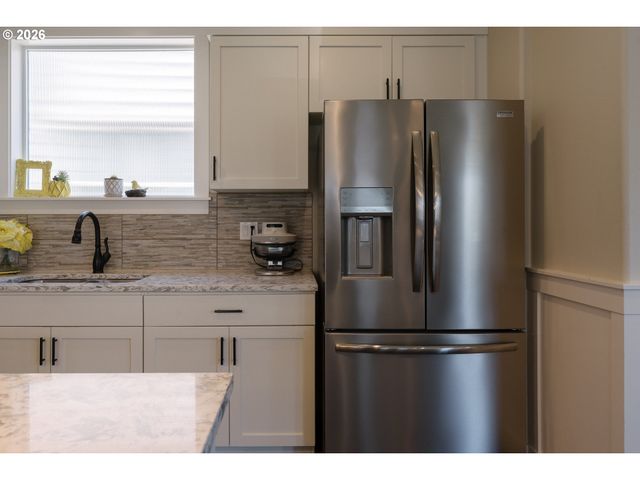 14919 Nw COSMOS St, Portland, OR 97229