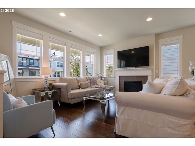 14919 Nw COSMOS St, Portland, OR 97229