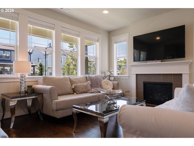 14919 Nw COSMOS St, Portland, OR 97229
