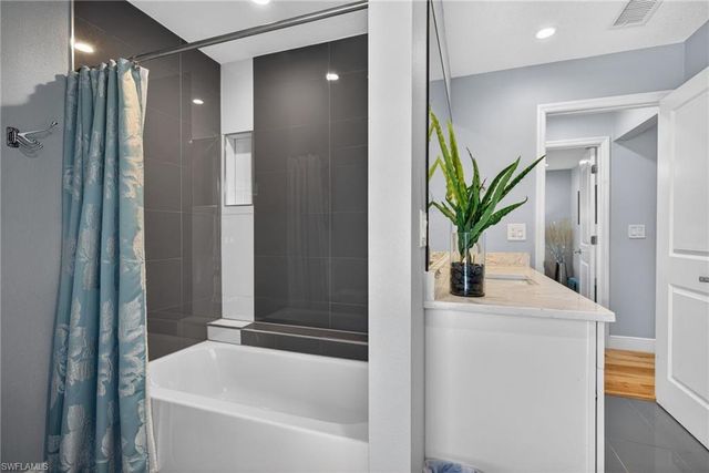 1229 El Dorado PKWY E, Cape Coral, FL 33904