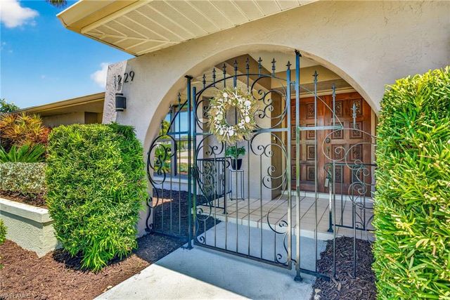 1229 El Dorado PKWY E, Cape Coral, FL 33904