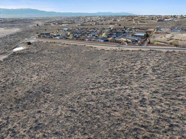 2113 Autumn Sage Avenue NE, Rio Rancho, NM 87144