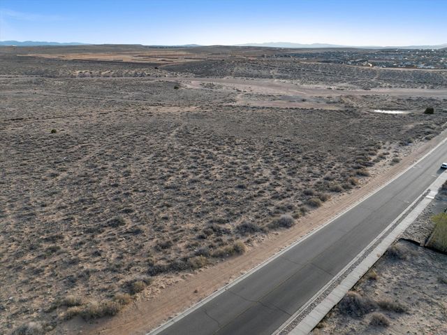 2113 Autumn Sage Avenue NE, Rio Rancho, NM 87144