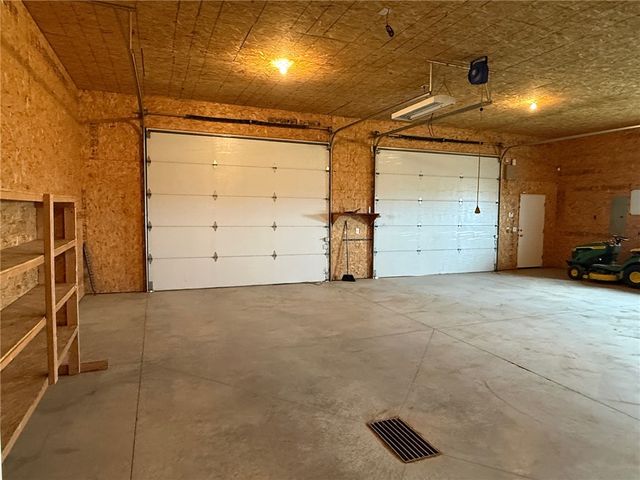 2453 N 14th Road, Worden, MT 59088