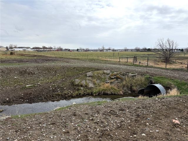 2453 N 14th Road, Worden, MT 59088