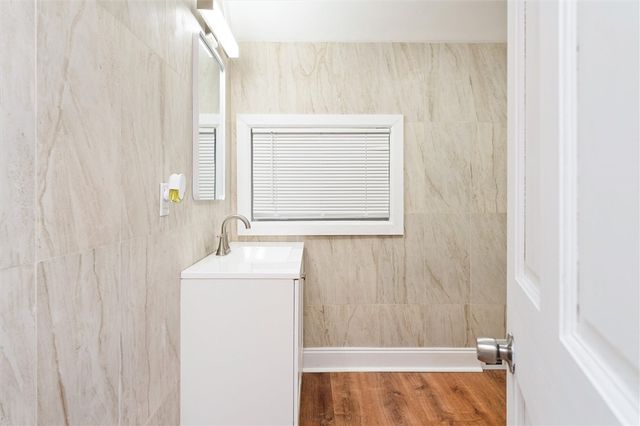 33 Brooklyn Street, Rochester, NY 14613