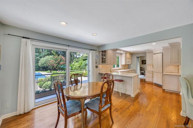 6 Crown Hill Road, Northport, NY 11768