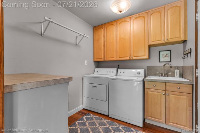 49276 Harvest Drive, Plymouth Charter Township, MI 48170