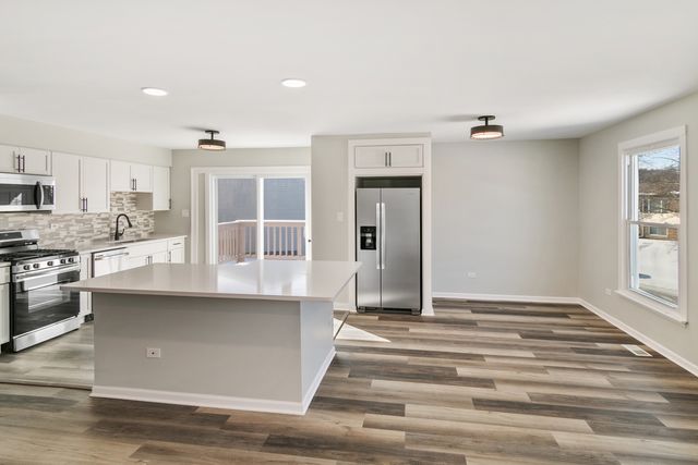 655 Sullivan Lane, University Park, IL 60484