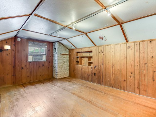 2304 Longview ST, Austin, TX 78705