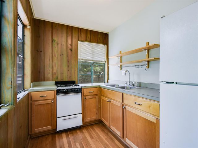 2304 Longview ST, Austin, TX 78705