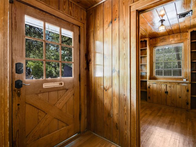 2304 Longview ST, Austin, TX 78705