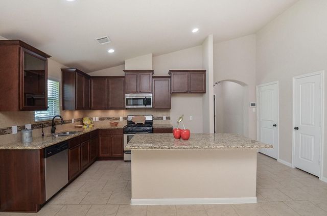 5926 Micah Lane, Rosenberg, TX 77471