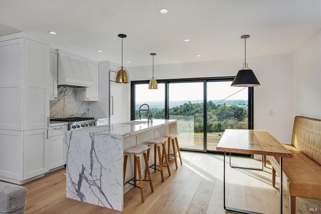 2700 Geysers Rd, Geyserville, CA 95441