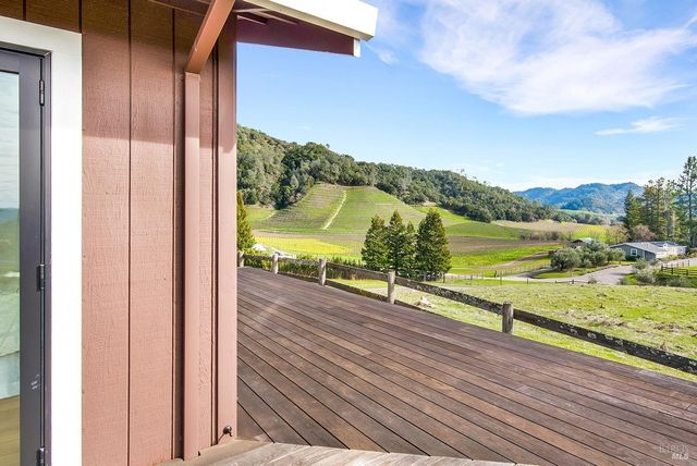 2700 Geysers Rd, Geyserville, CA 95441