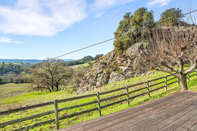 2700 Geysers Rd, Geyserville, CA 95441