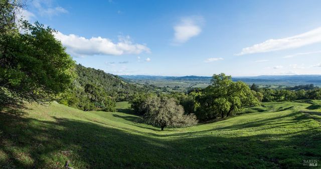 2700 Geysers Rd, Geyserville, CA 95441