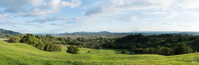 2700 Geysers Rd, Geyserville, CA 95441