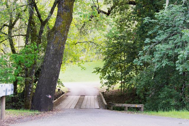 2700 Geysers Rd, Geyserville, CA 95441