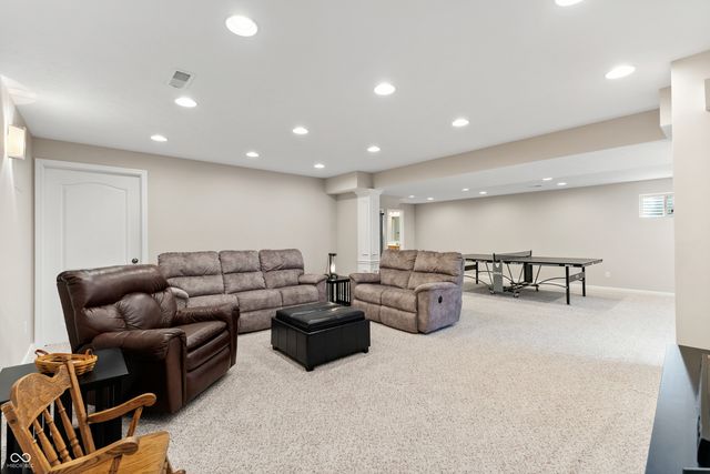 3409 Grant Court, Columbus, IN 47203