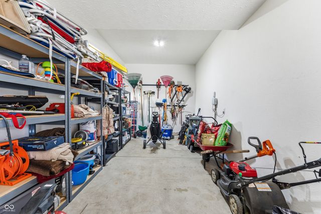 3409 Grant Court, Columbus, IN 47203