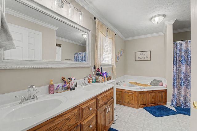 48 Fox Run Ln, Carthage, TN 37030