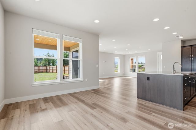 35 Viking Way, Sequim, WA 98382
