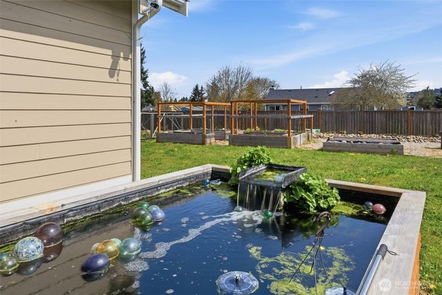 35 Viking Way, Sequim, WA 98382