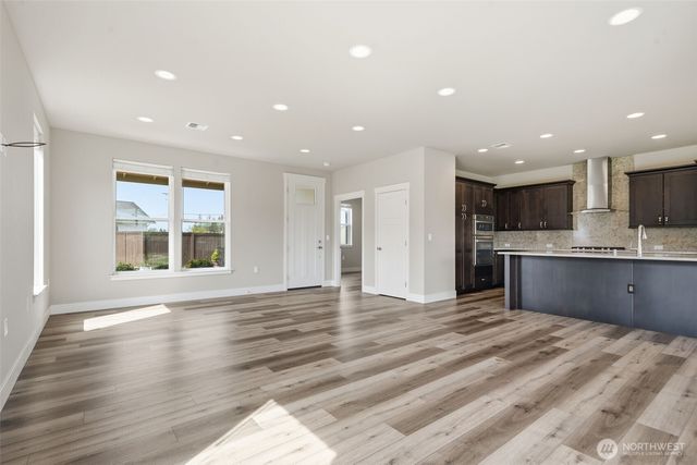 35 Viking Way, Sequim, WA 98382