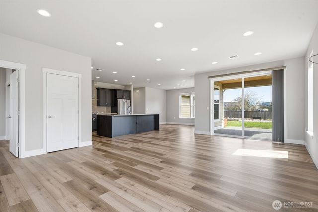 35 Viking Way, Sequim, WA 98382