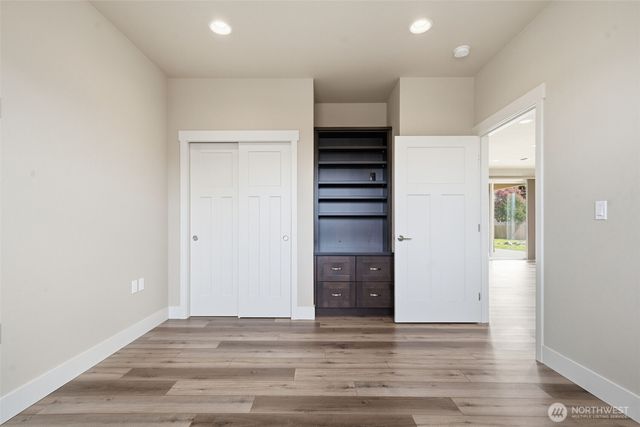 35 Viking Way, Sequim, WA 98382