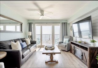 7310 Seawall Boulevard 806, Galveston, TX 77551