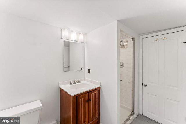 327 LAWRENCE CT, Philadelphia, PA 19106